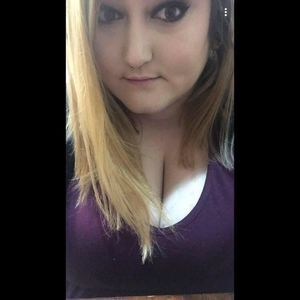 Meet your Posher, Lea